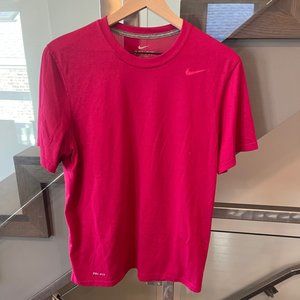 Nike Medium Dri-Fit Primary Pink